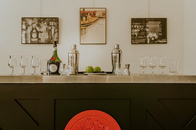 Cocktail Workshop at the Palais Bénédictine - Good To Know