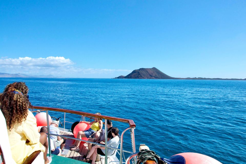 Corralejo: Return Ferry Ticket to Lobos Island Fuerteventura - Good To Know