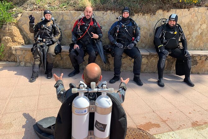 Costa Brava: Scuba Diving Tour, Lunch and a Visit to Tossa De Mar - Inclusions and Amenities