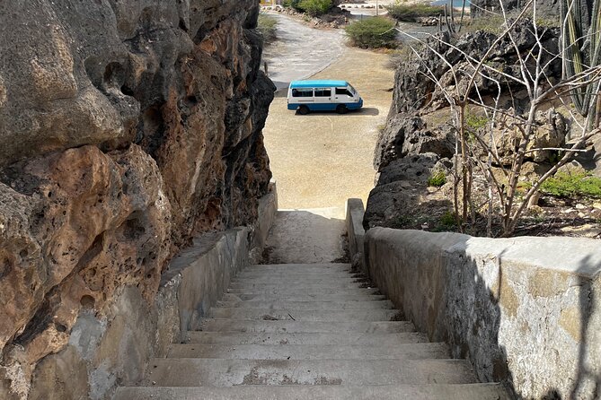Curacao: Small Group Bus Sightseeing Tour & Snorkling Trip - Tour Overview