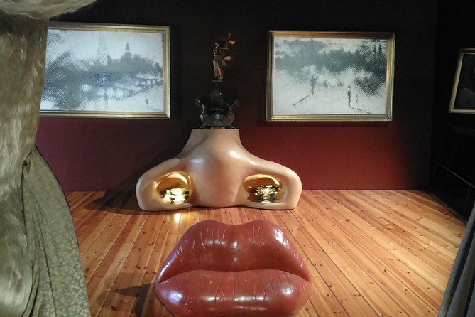 Dalí Museum and Costa Brava Small Group Tour From Girona - Tour Overview