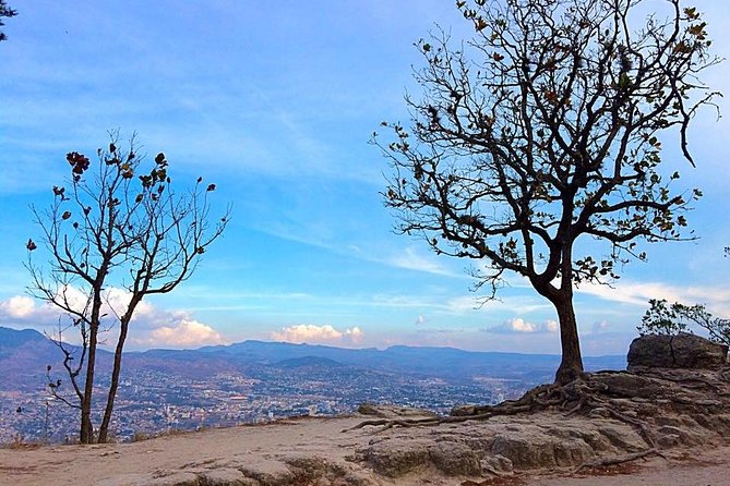 Day Trip to La Tigra and El Picacho Park