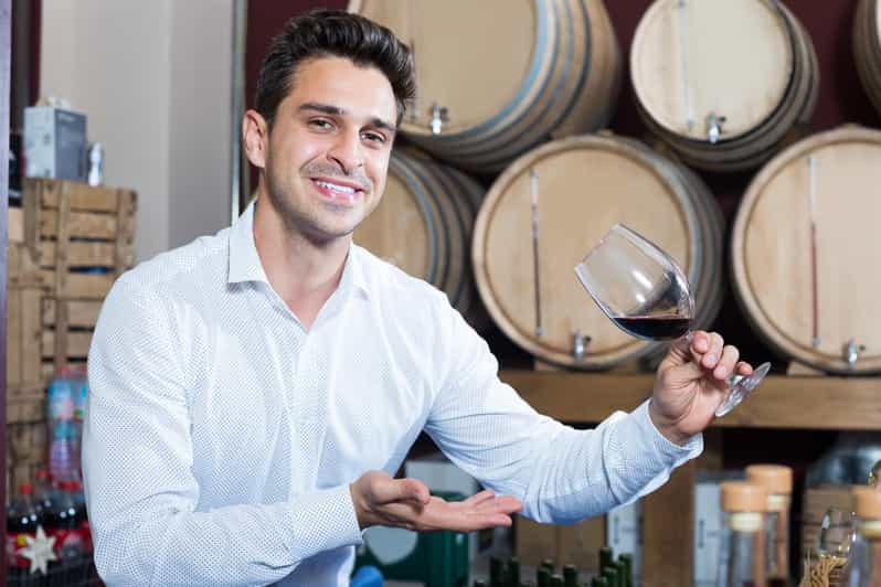 Dublin Whiskey Trail:Experience Historic Pubs & Local Flavor
