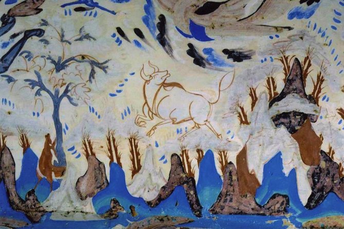 Dunhuang Day Tour: Mogao Grottoes, Singing Sand Dunes and The Silk Road Show