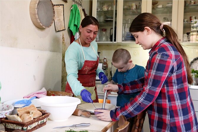 Enjoy a Traditional Georgian Cooking Class and Meal With a Local in Tbilisi - Good To Know