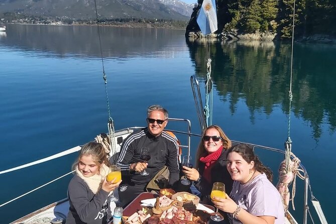 Exclusive Sailboat Trip Through the Lakes of Bariloche - Good To Know