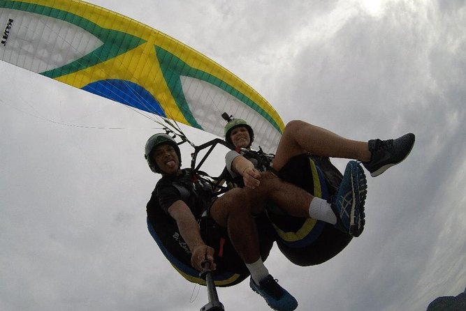 Fly Hang Glide or PARAglide in Rio. - Overview of Adventurous Activity