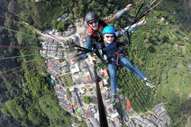 Flying Paragliding Over Medellín - About Your Stay