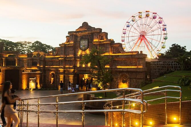 Foz Ferris Wheel With Triple Border View