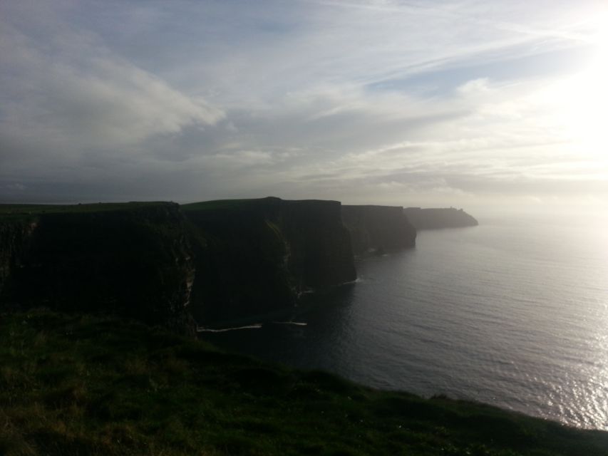 From Galway: 12:00 PM Guided Cliffs of Moher Tour - Itinerary Highlights