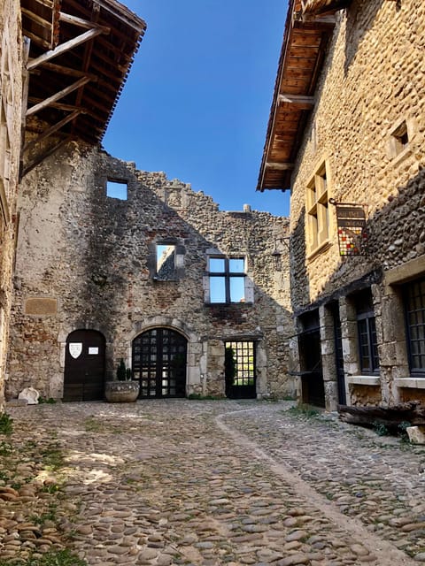 From Lyon: Medieval Town of Pérouges Half Day Tour - Key Points