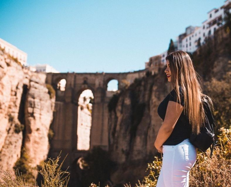 From Malaga: Ronda & Setenil De Las Bodegas Guided Day Trip - Tour Overview