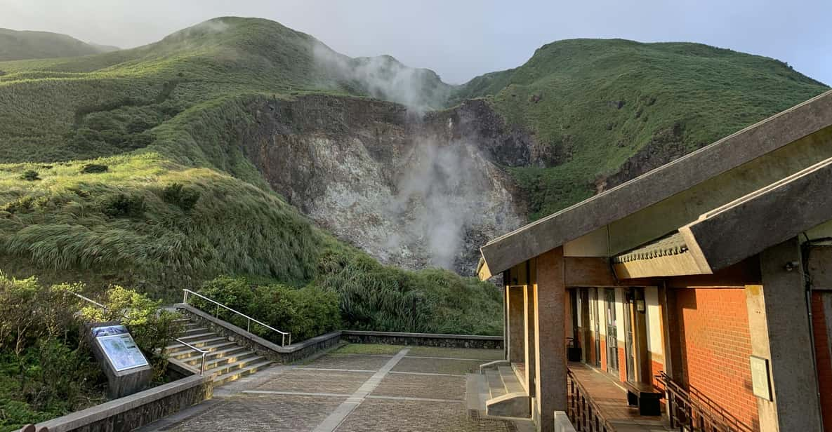 From Taipei: Private Yangmingshan Volcano and Nature Tour - Key Points