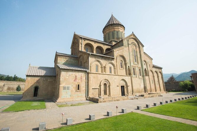 Full Day Private Guided Tour of Tbilisi ,Mtskheta and Bagineti Acropolis Walk - Key Points