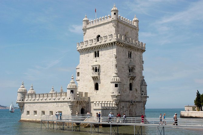Full Day Small Group Tour in Lisbon: The Most Complete City Tour - Good To Know