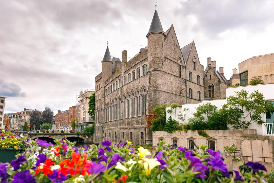 Ghent: Private Exclusive History Tour With a Local Expert - Good To Know