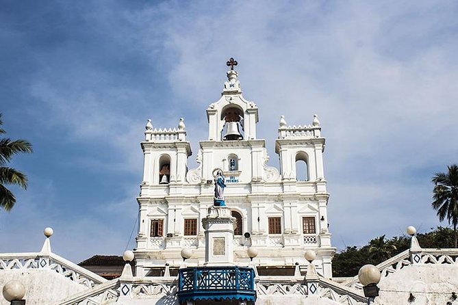 Goa Guided Tour – Pick up From Pier