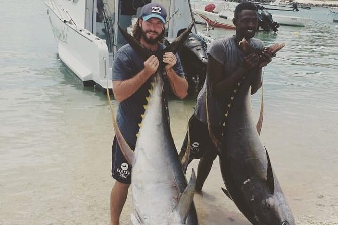 GOLDEN WAVE 3 - IGFA Captain Vic - Blue Marlin Fishing - Trip Duration and Inclusions