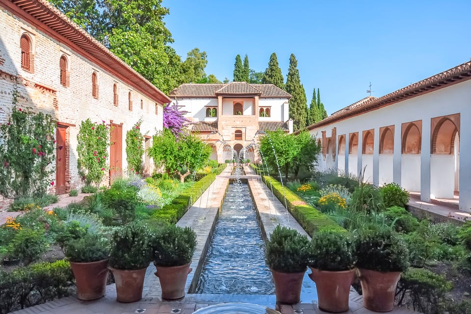 Granada: Alhambra Gardens and Generalife Ticket - Good To Know