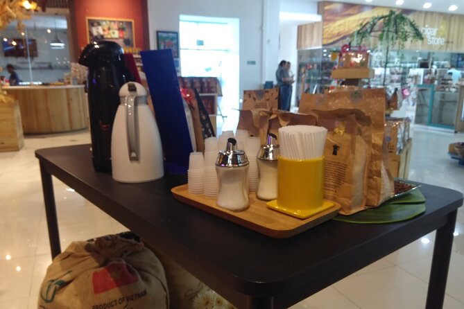 Guided Shopping Tour - Rum Tasting, Chocolate Factory, Cigar Factory - Tour Overview