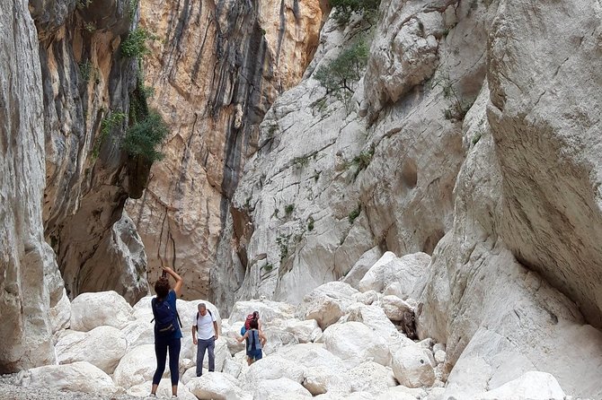 Hike to Gorropu Canyon Review - Key Points