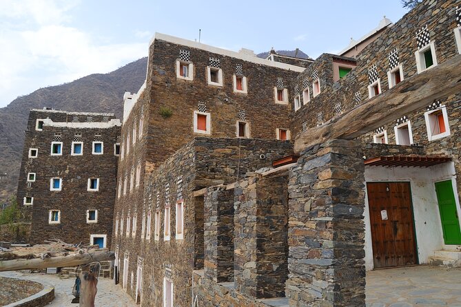 Historical & Heritage Tour in Abha- Rijal Almaa Village - Good To Know