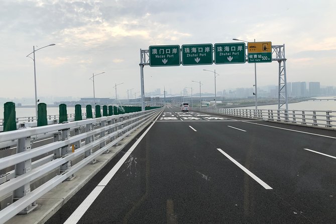 Hong Kong Private Transfer to Macau Hotel Over Bridge
