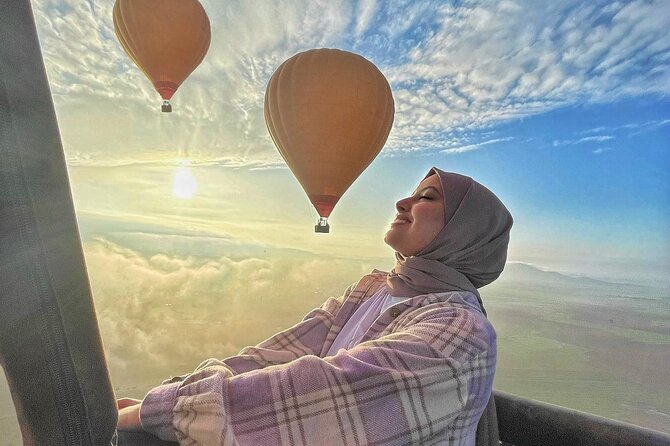 Hot Air Ballooning With Camel Ride and Paragliding - Itinerary Breakdown