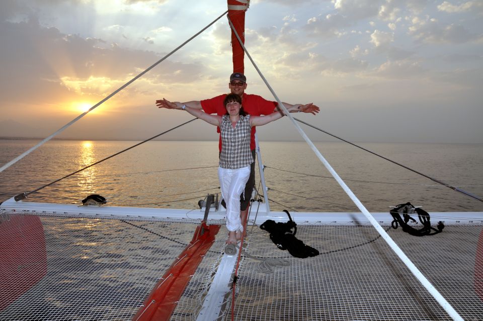 Hurghada: Catamaran Sailing Cruise With Snorkeling and Lunch - Good To Know