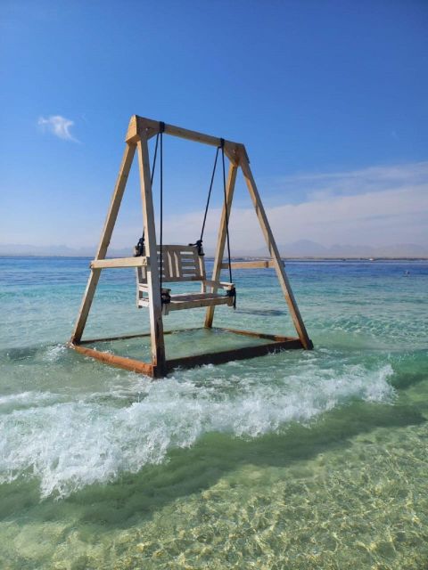 Hurghada: Elegance Magawish Island Cruise W Snorkel & Lunch