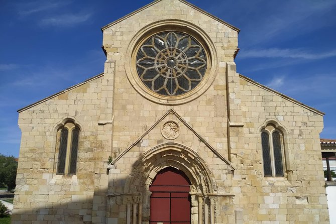 In the Heart of the City: Get to Know the History of Tomar and Taste Local Tapas! - Good To Know
