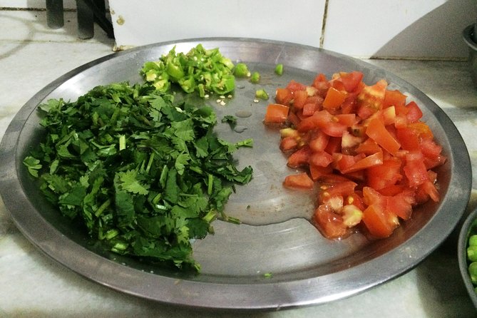 Large Group / Family Vegetarian Cooking Class in Jaipur With an Expert Home Cook - Good To Know