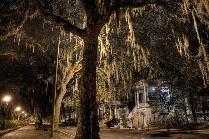 Late Night Savannah Haunted Pub Crawl - Good To Know