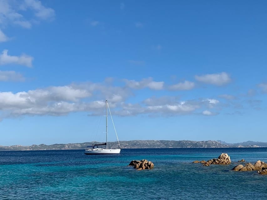 Lavezzi and Cavallo Islands: Private Sailing Tour - Key Points