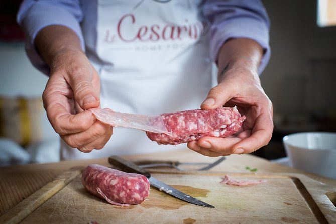 Local Market Visit and Private Cooking Class at a Cesarinas Home in Lecce - Key Points