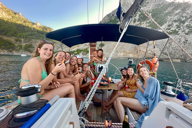 Mallorca Sailing Tour With Tapas and Wine - Sailing Experience and Activities
