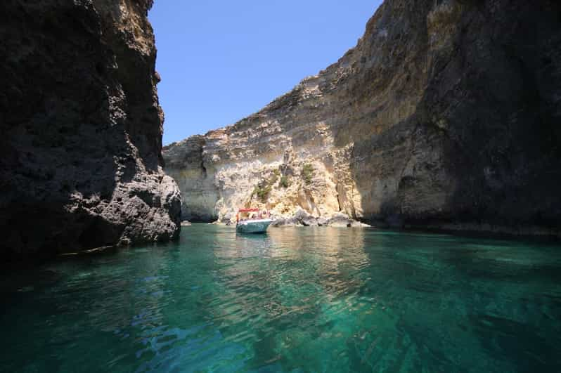 Mellieha: 3:00pm Speedboat Round Comino Caves 2h Blue Lagoon - Good To Know