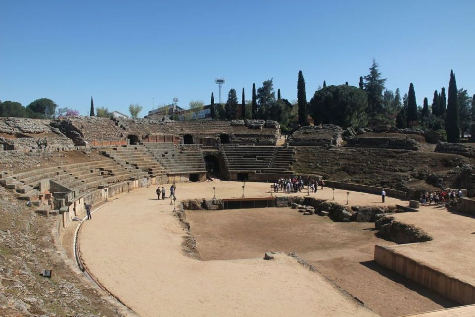 Merida: Roman Theater and Amphitheater Guided Tour - Tour Overview