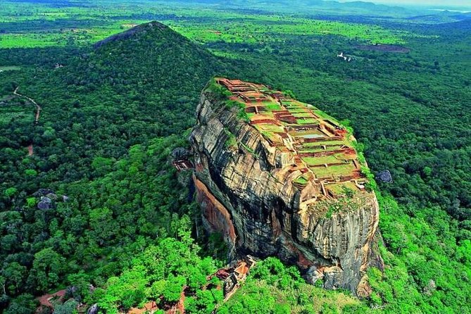 Minneriya Elephant Safari Wth Sigiriya Lion Rock From Colombo