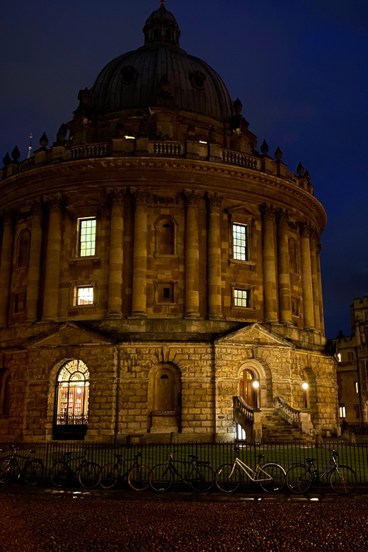 New: Oxford Costumed Ghost Tour In-Character - Good To Know