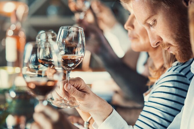 Niagara Wine Tour and Tastings With Included Transportation - Good To Know