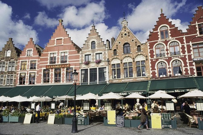 Nightly Bruges: Small Group Walk – History, Mystery & Quiet Parts