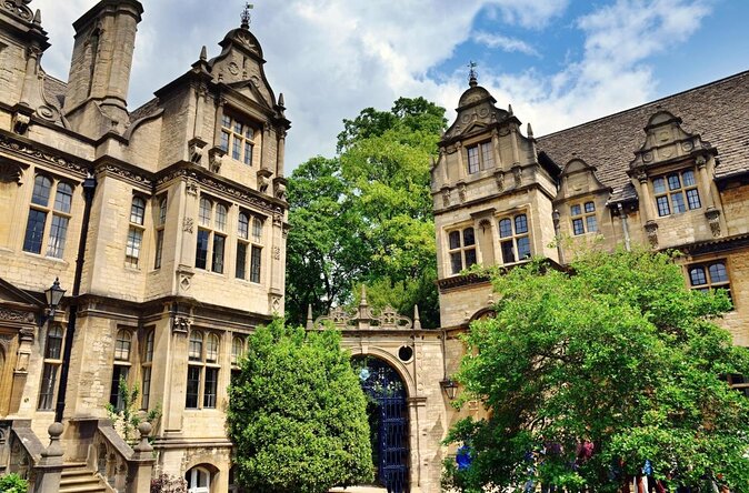 Oxford Alumni-Led Walking & Punting Tour W/Opt New College - Good To Know
