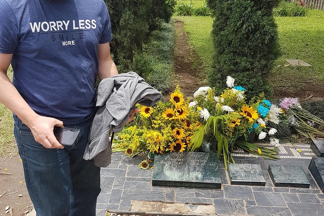 Pablo Escobar Private Tour - Overview of Medellin Tour