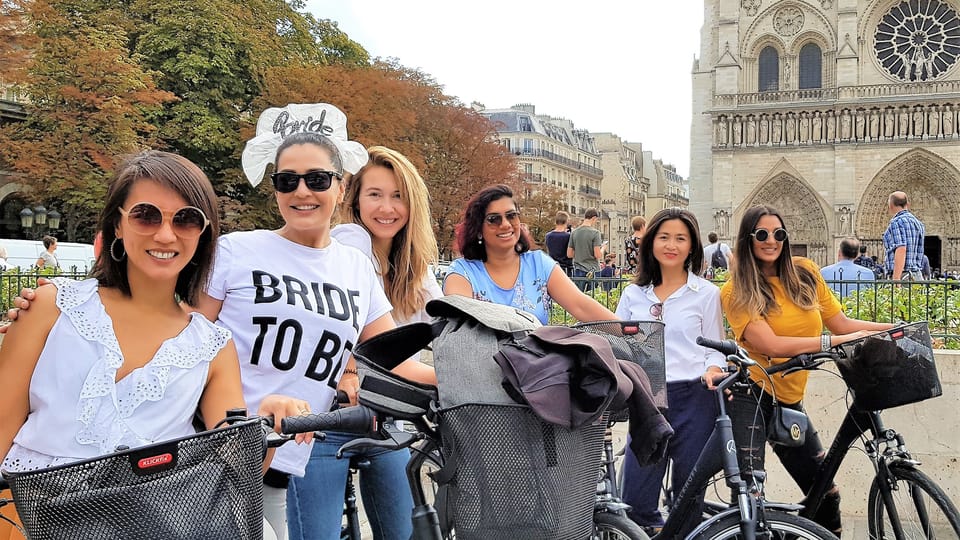 Paris: City Treasures Bike Tour - Key Points