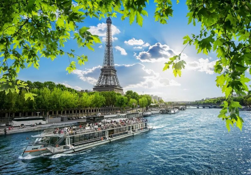 Paris: Day or Sunset Cruise With Drink, Ice Cream or Dessert - Key Points