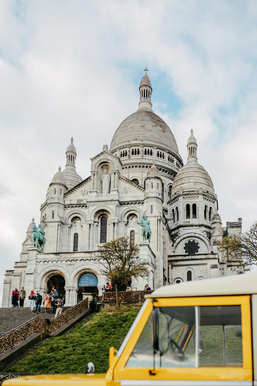 Paris: Private Guided Tour in a Vintage Land Rover - Key Points