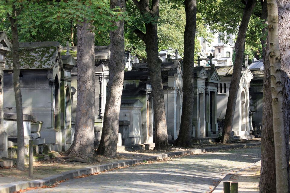 Paris: Stories of Père Lachaise Cemetery Walking Tour - Key Points