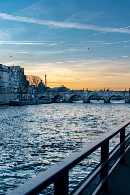 Parisian Promenade: Exclusive Private Walking Tour - Key Points