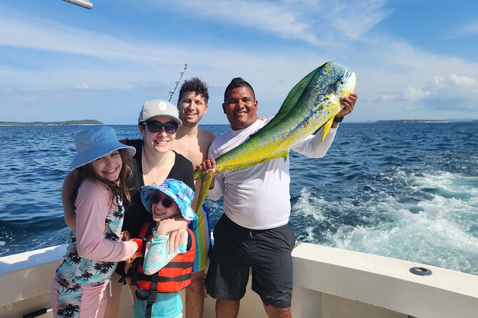 Pearl Islands Snorkeling and Fishing Day on a Private Yacht - Good To Know